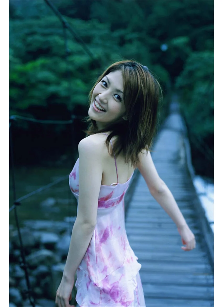 吉井怜 写真集 Hello again！ 試し読み 5