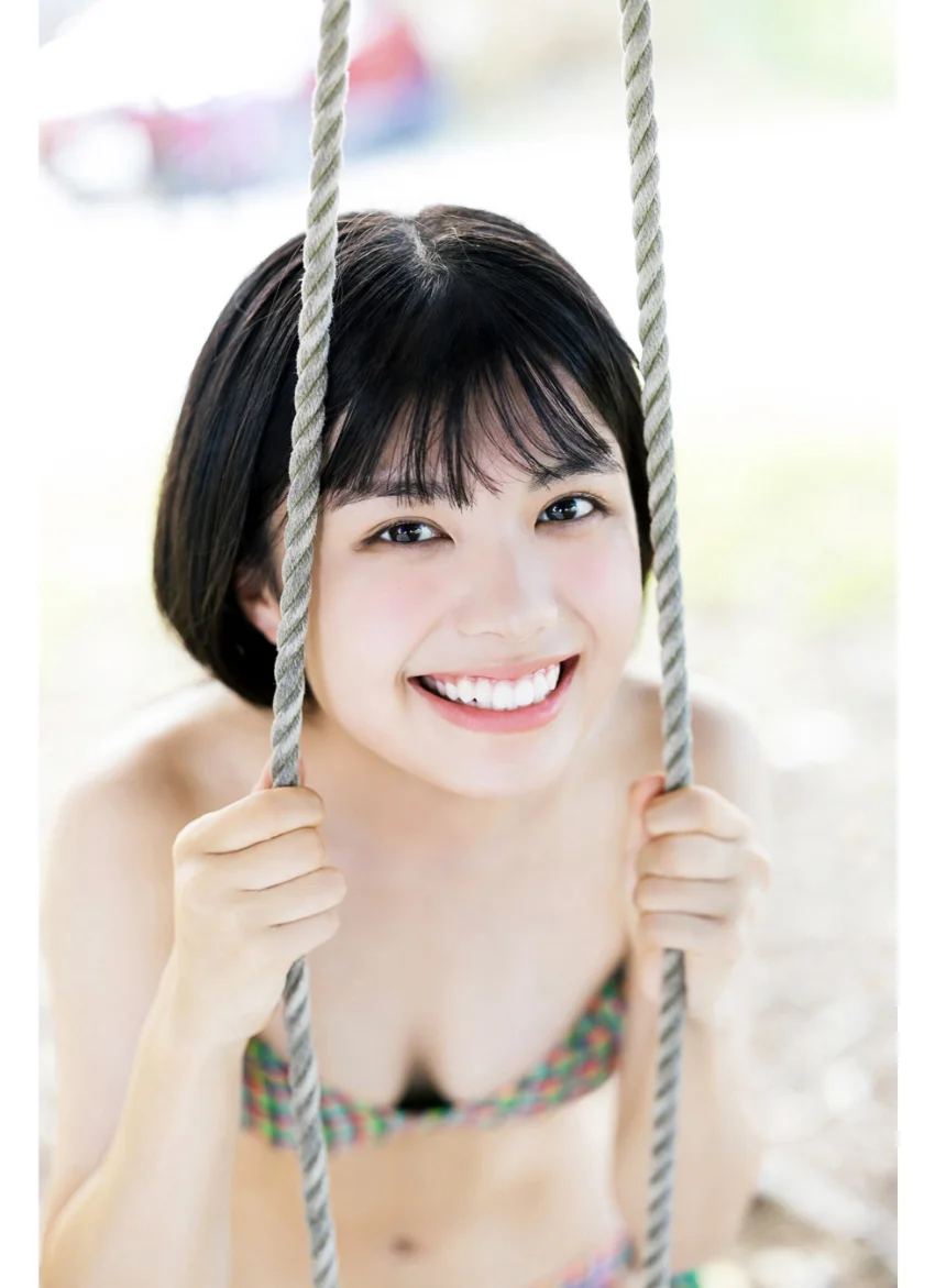 松田実桜 【増量版全50P】ミスマガのアソビバ！ ミスマガジン2023ソログラビアSP！2 ヤンマガデジタル写真集 試し読み 4