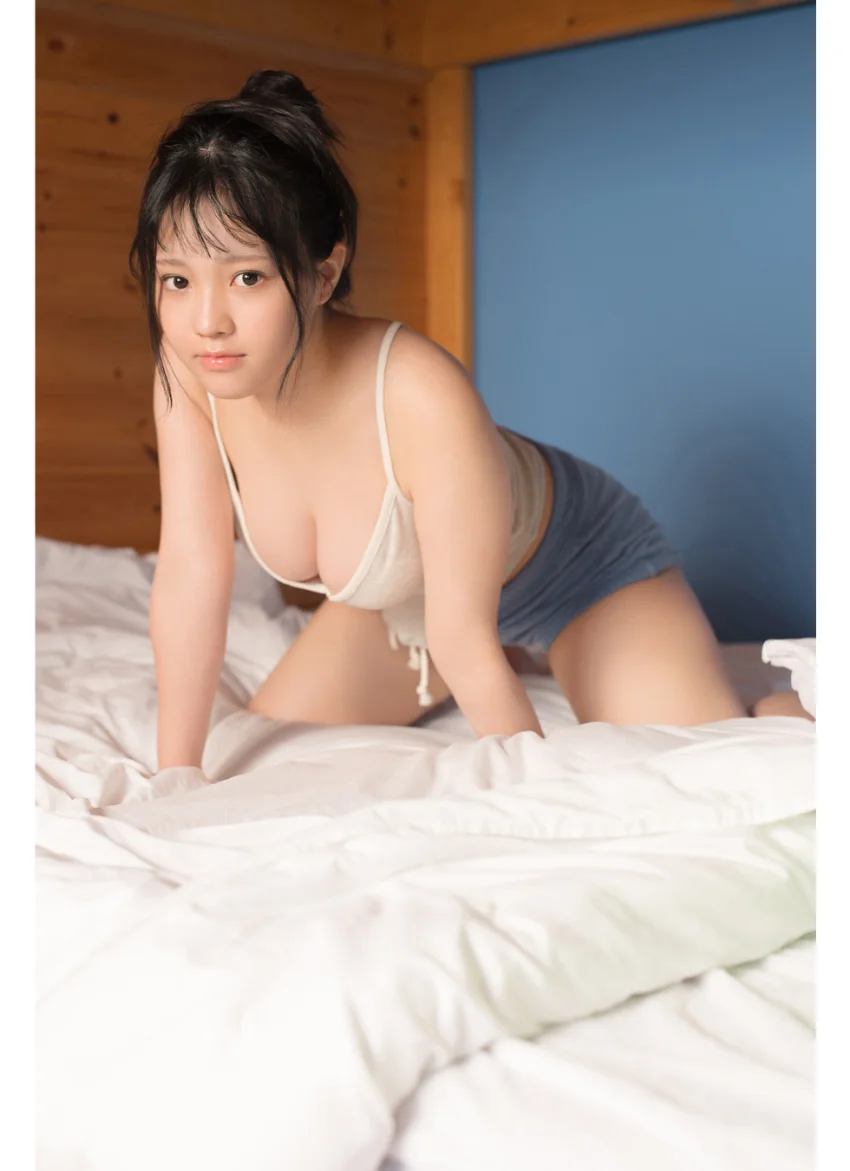 鈴原すず ヤンマガアザーっす！＜YM2023年42号未公開カット＞ ヤンマガデジタル写真集 試し読み 5