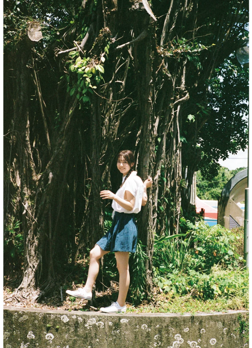天野きき1st写真集 フロントメモリー 試し読み 4