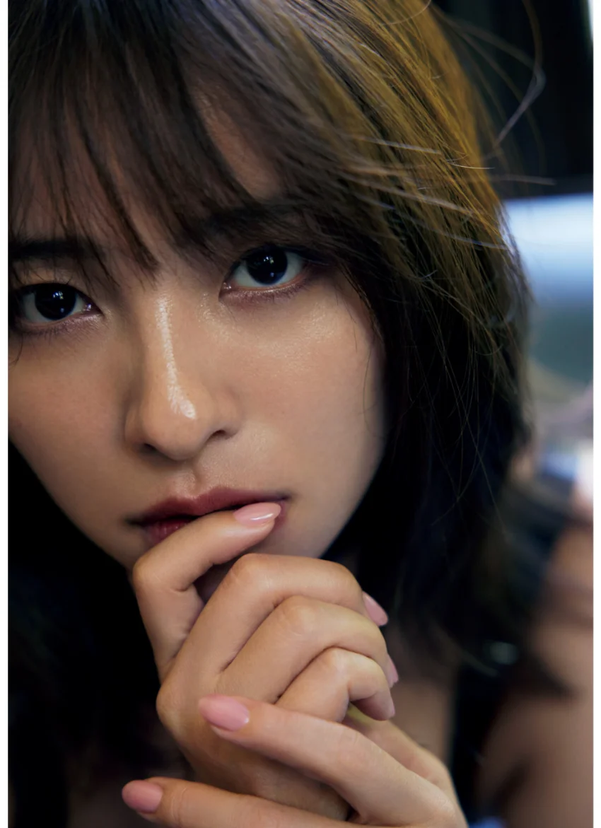 【電子版だけの特典カットつき】水崎綾女写真集 glossy eyes 試し読み 3