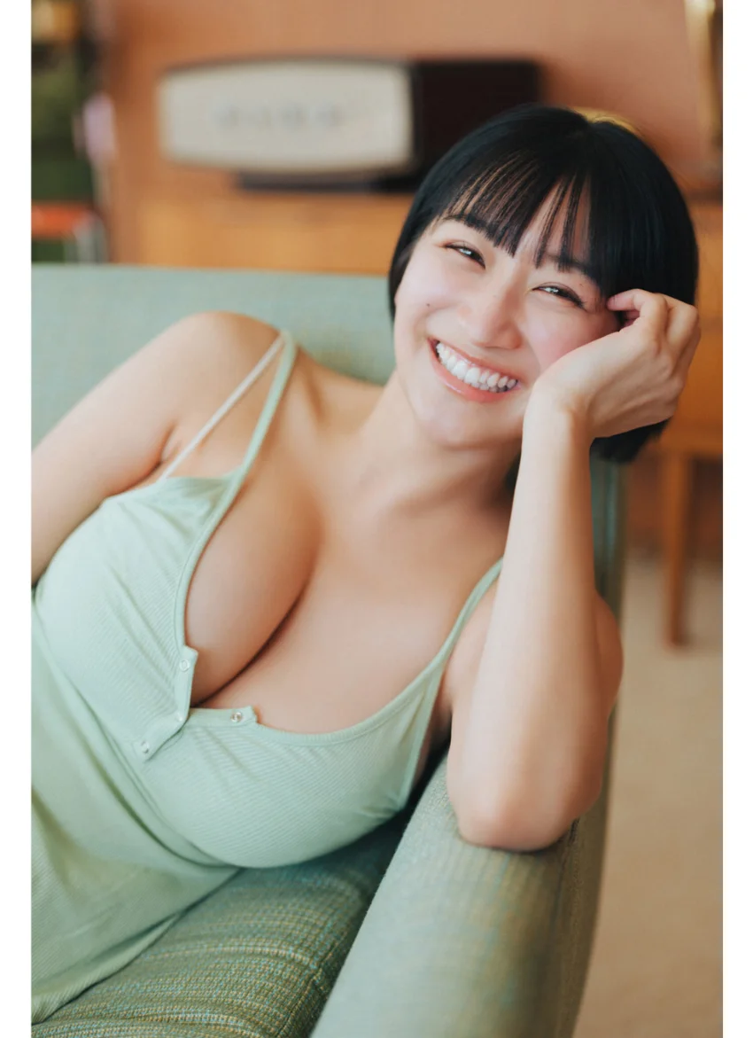 榎原依那 【増量版 全50P】ヤンマガアザーっす！＜YM2024年18号未公開カット＞ ヤンマガデジタル写真集 試し読み 3