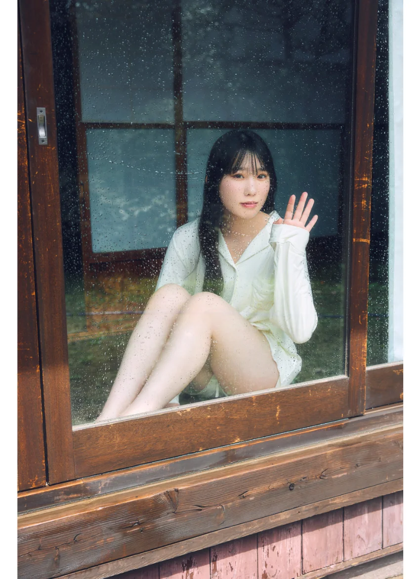 西尾希美 【増量版 全50P】ミスマガのアソビバ！雨の日の過ごし方 ヤンマガデジタル写真集 試し読み 4