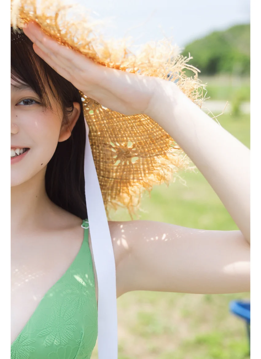 蓬莱舞 純真シンフォニー vol.2 110ページ超豪華版 FRIDAYデジタル写真集 試し読み 4