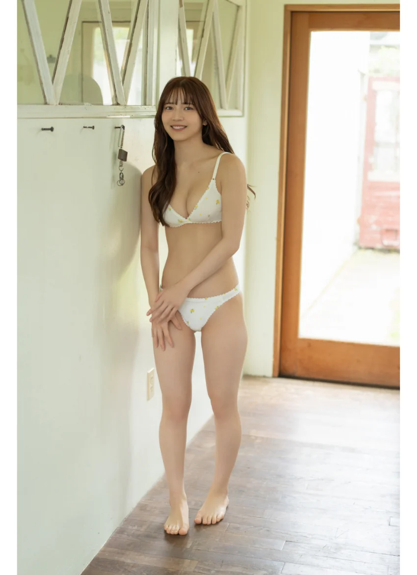 黒嵜菜々子 Brand New Day vol.2 100ページ超豪華版 FRIDAYデジタル写真集 試し読み 3