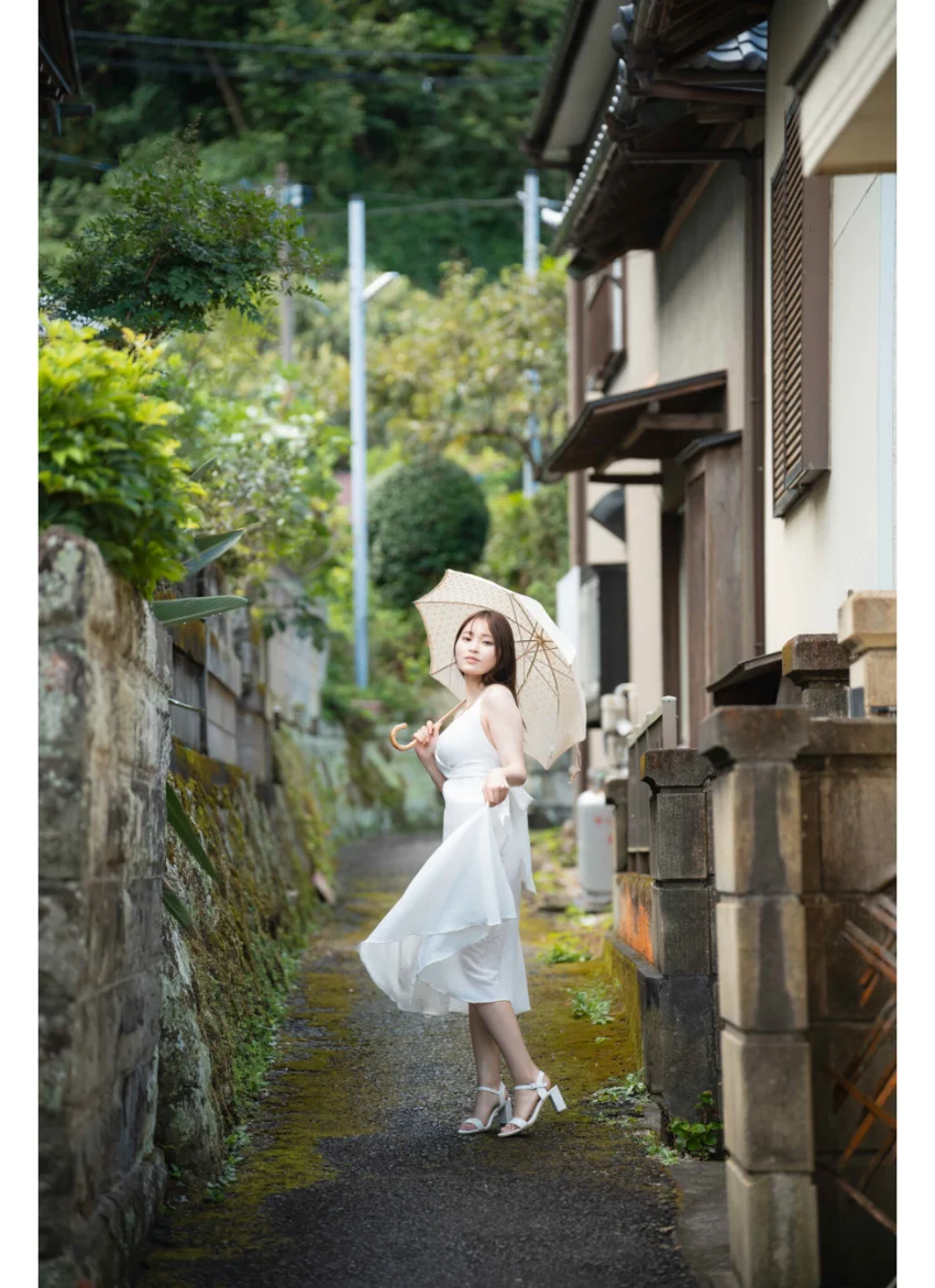 佐伯澪 あらがえないッIカップの誘い vol.1 FRIDAYデジタル写真集 試し読み 2