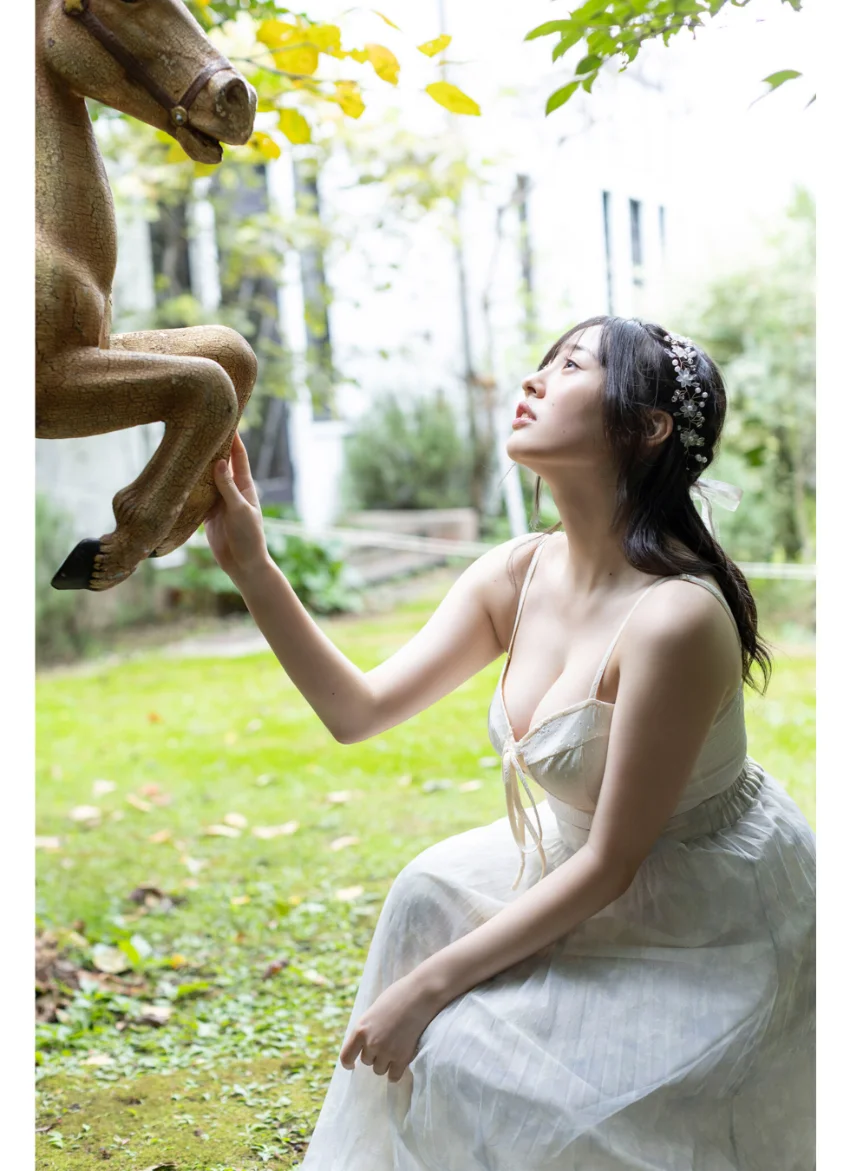 白濱美兎 小さい悪魔 週刊現代デジタル写真集 試し読み 4