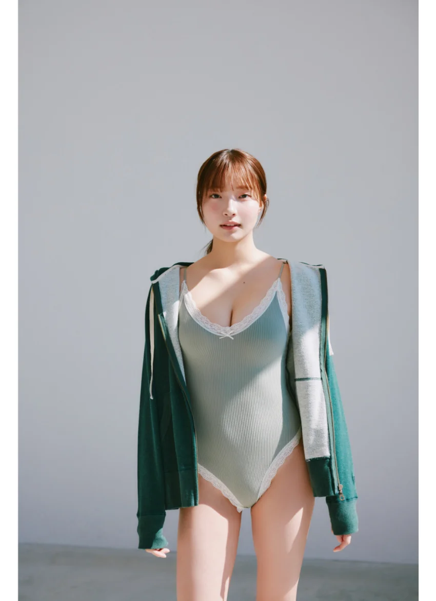 里仲菜月 おとなっちゃん！ vol.3 大増量スペシャル版 FRIDAYデジタル写真集 試し読み 4