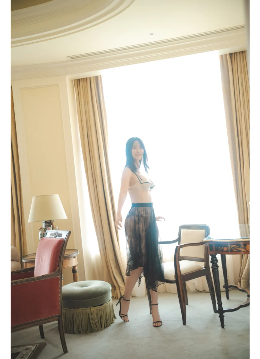 山崎あみ 夢で逢えたら 大ボリューム140ページ超 FRIDAYデジタル写真集 試し読み 2