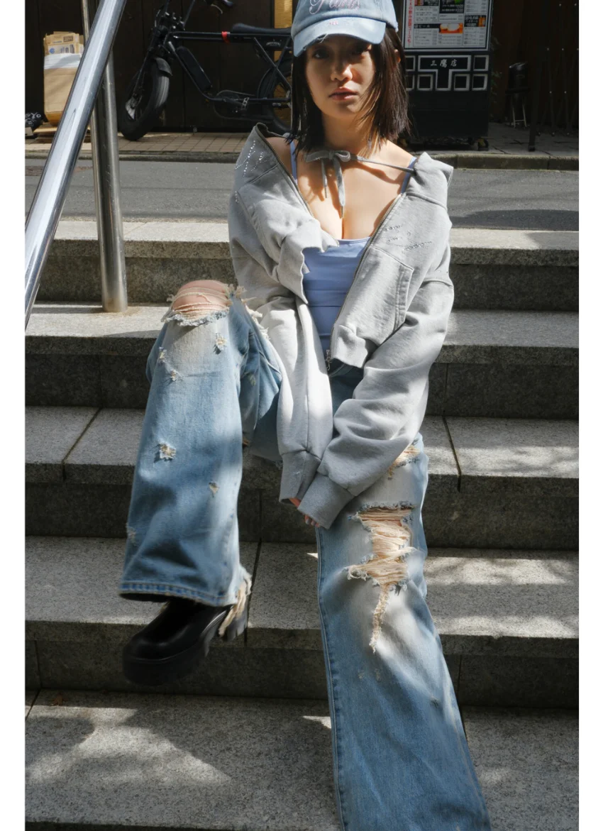石井優希 【全70P】GIRLSフェロモン ヤンマガデジタル写真集 試し読み 3