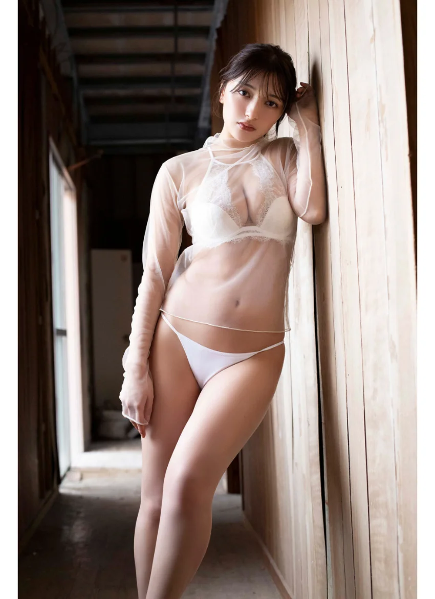 Erika 百瀬まりな 【増量版 全50P】ヤンマガアザーっす！＜YM2025年16号未公開カット＞ ヤンマガデジタル写真集 試し読み 4
