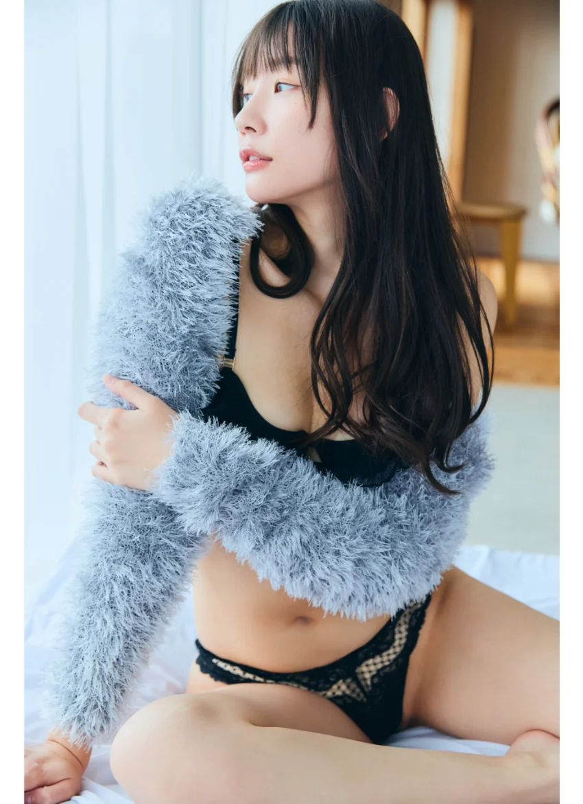 波崎天結 知的なカラダ vol.3 120ページ超豪華版 FRIDAYデジタル写真集 試し読み 4