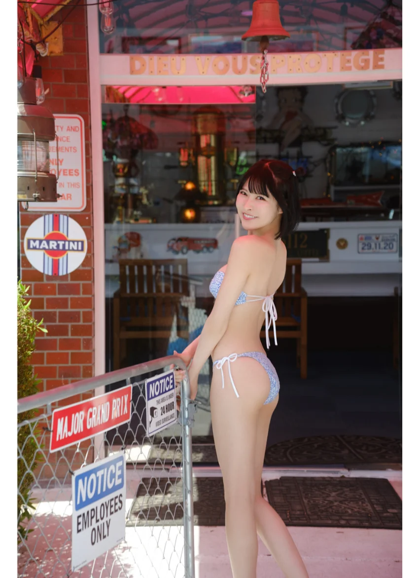 るーるる（小此木流花） 気まぐれ Pure Girl vol.2 100ページ超豪華版 FRIDAYデジタル写真集 試し読み 2