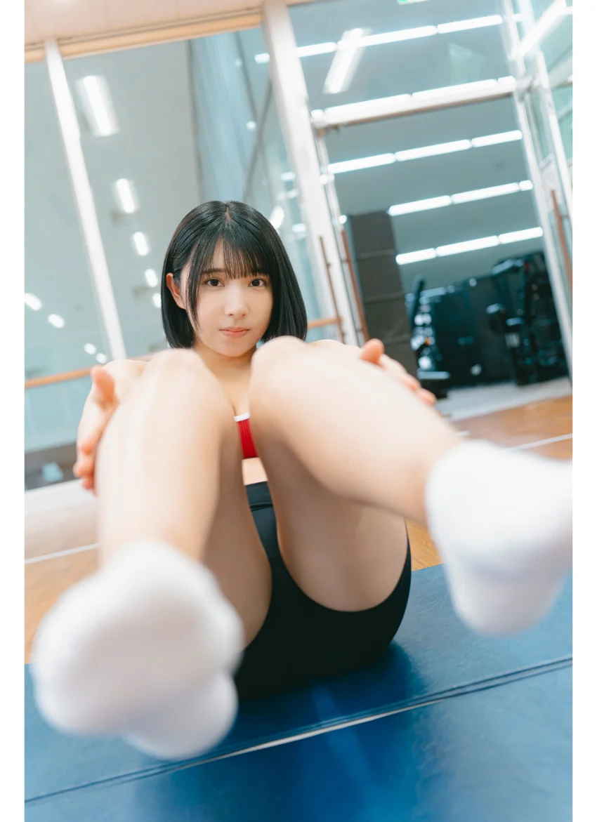 三橋くん 「大きいムキムキ 小さいむちむち」コラボグラビア 【増量版 全50P】ヤンマガアザーっす！＜YM2025年45号未公開カット＞ ヤンマガデジタル写真集 試し読み 3