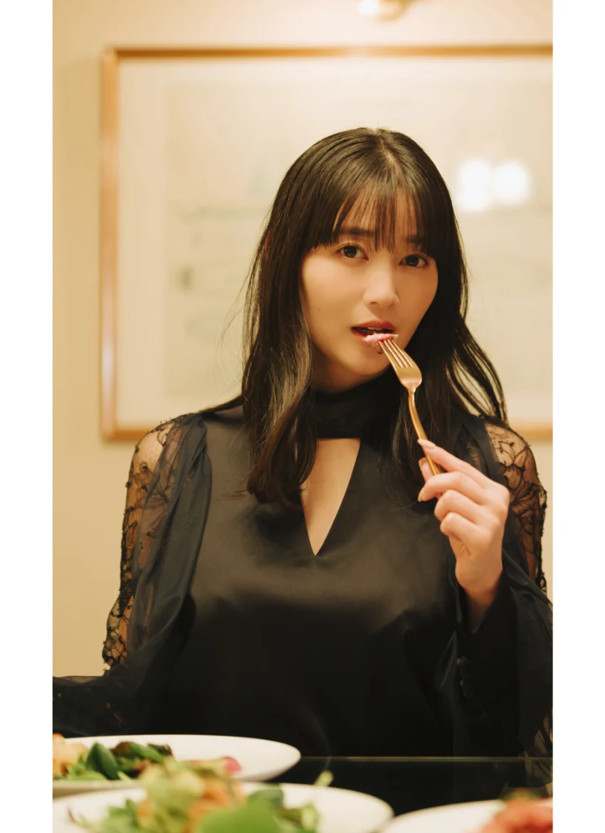 【デジタル限定】出口亜梨沙＆真島なおみ写真集「禁断のふたり」 試し読み 5
