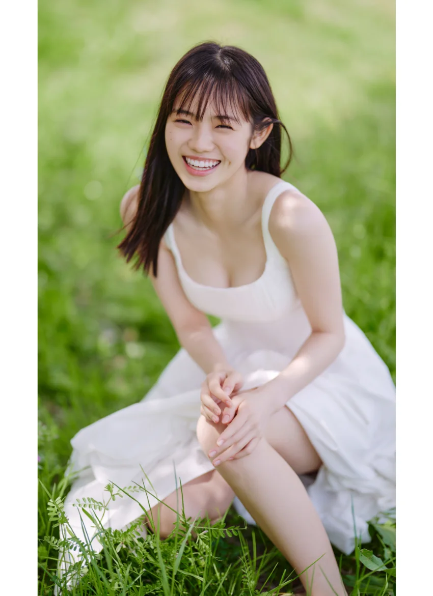 【デジタル限定】志田こはく写真集「少女と大人の狭間で」 試し読み 2