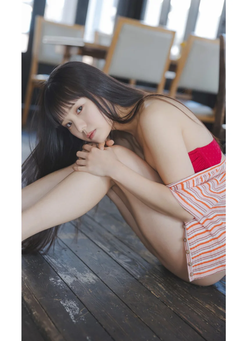 【デジタル限定】遥りさ写真集「ハッピーオーラに包まれて」 試し読み 3