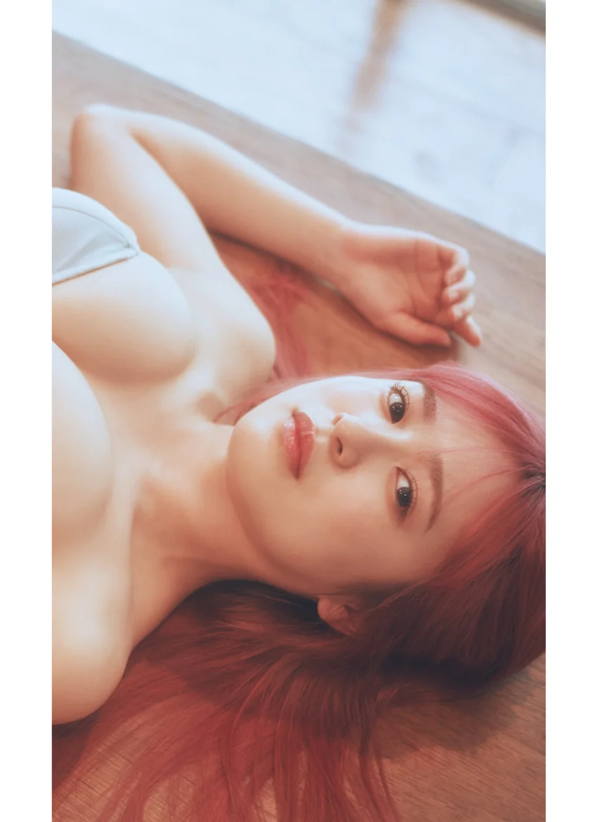 【デジタル限定】早川渚紗写真集「梅雨なピンクダーク」 試し読み 4