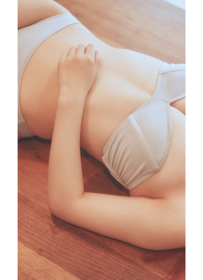 【デジタル限定】早川渚紗写真集「梅雨なピンクダーク」 試し読み 5