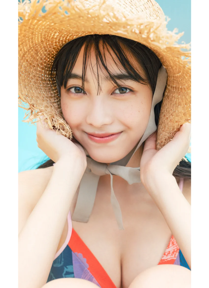 【デジタル限定】福田ルミカ写真集「18歳は宇宙だッ！」 試し読み 3