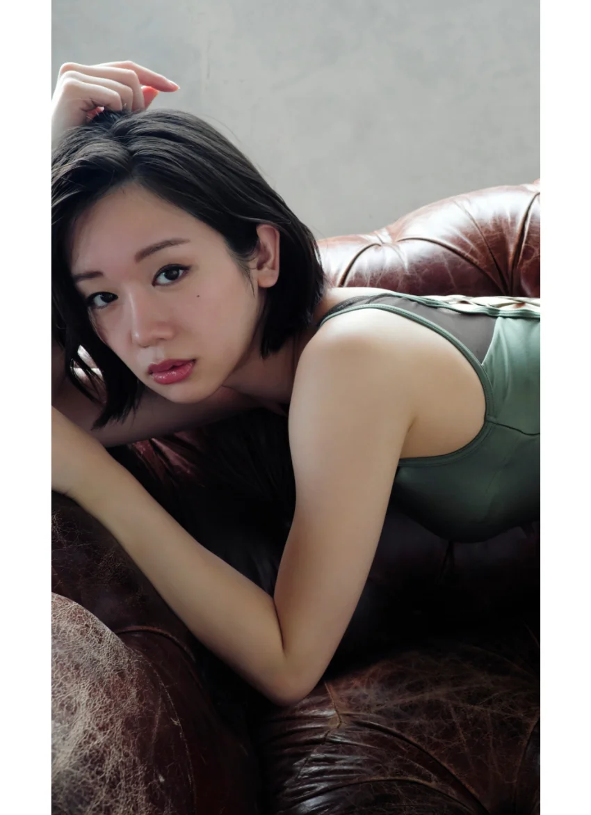 【デジタル限定】新唯写真集「しならせて」 試し読み 5