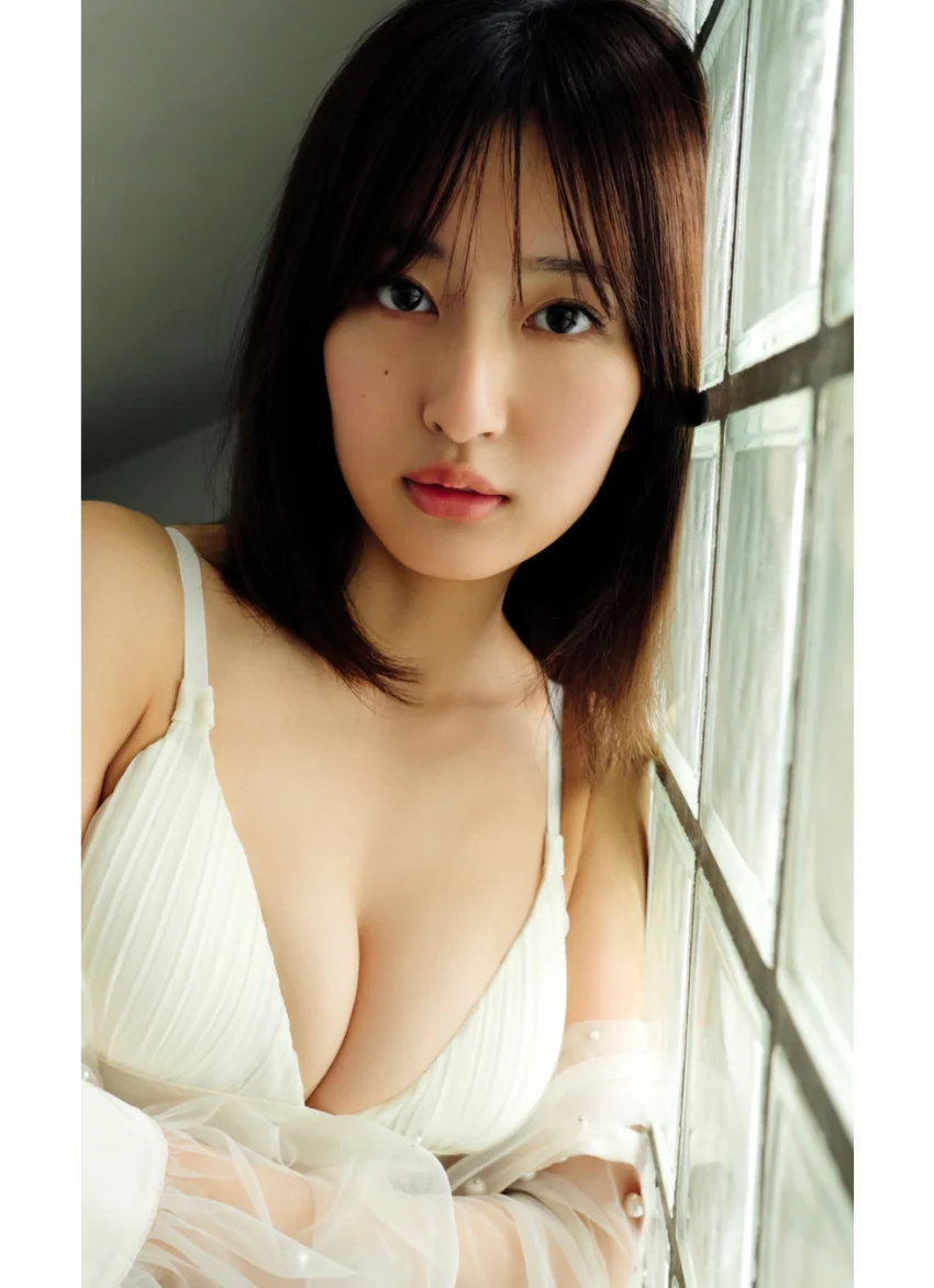 【デジタル限定】斉藤里奈写真集「Attractive」 試し読み 2