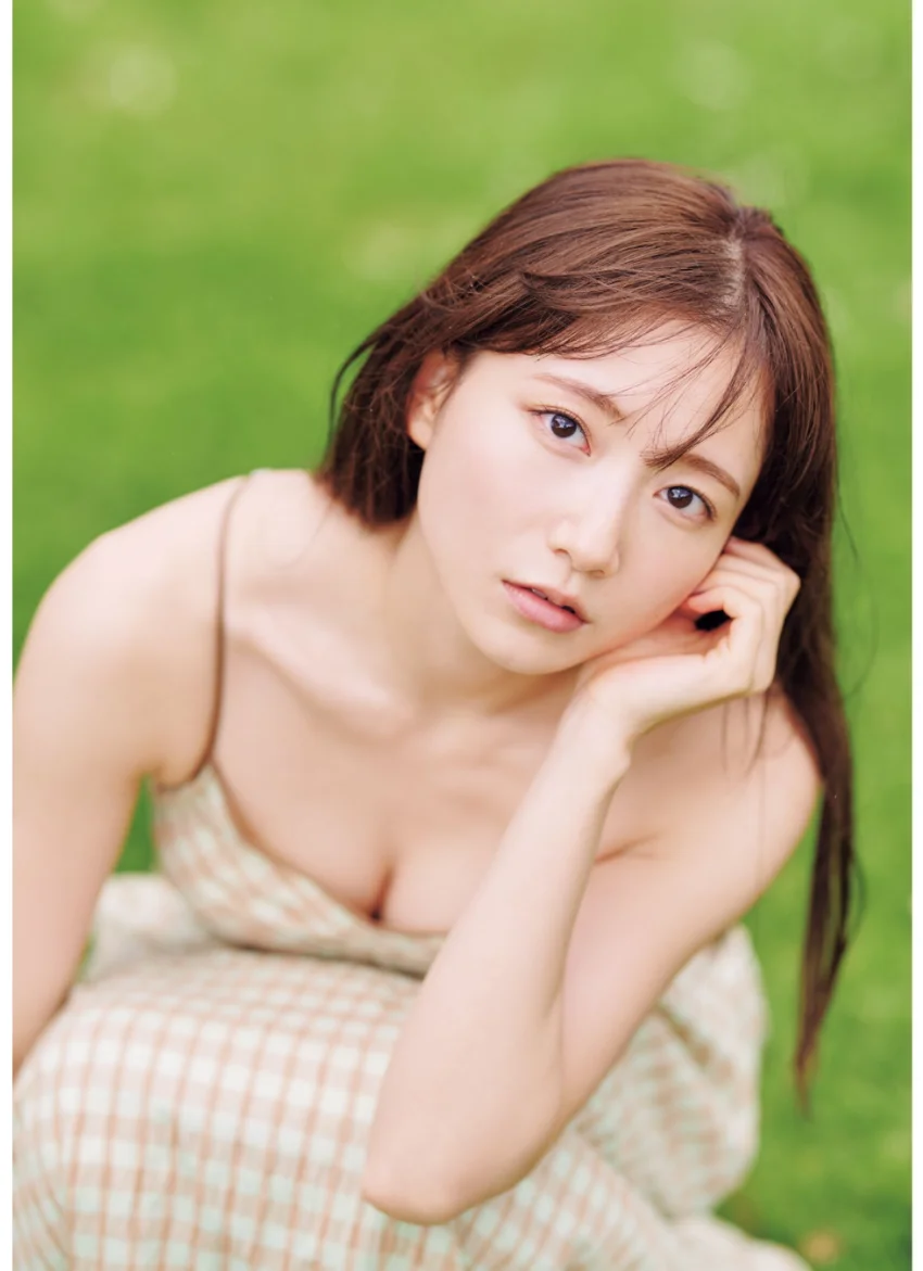 青山なぎさ 1st写真集 『Nagisa』 試し読み 6