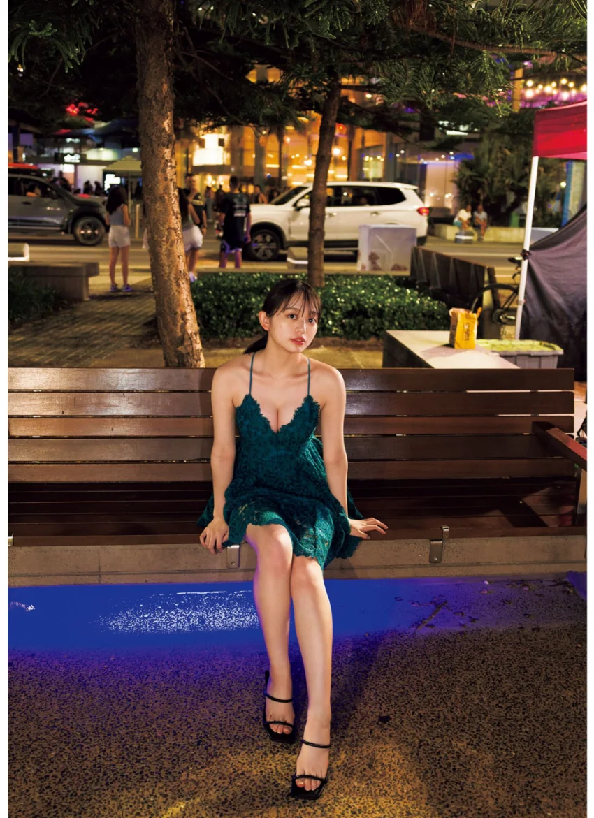 蓬莱舞1st写真集『あいまい』 試し読み 4