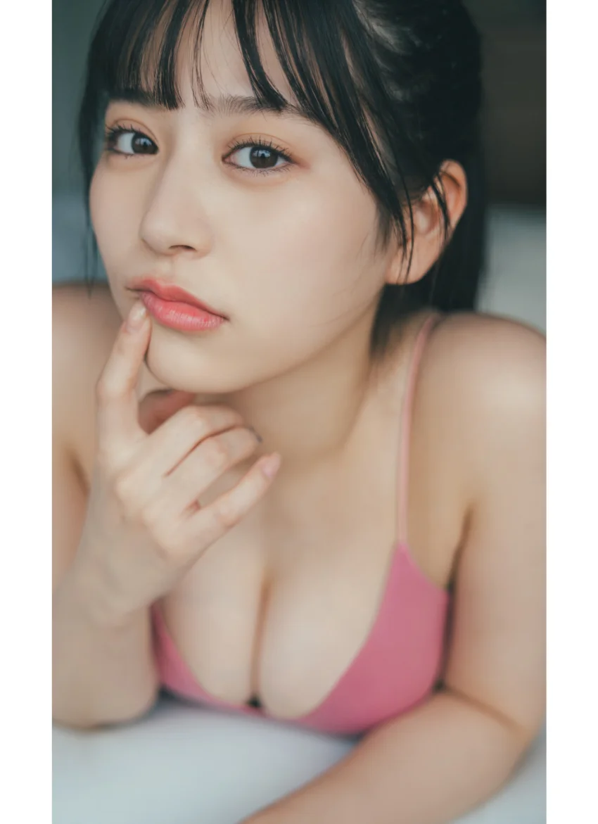 【デジタル限定】月足天音写真集「ストロベリーは乙女心」 試し読み 6