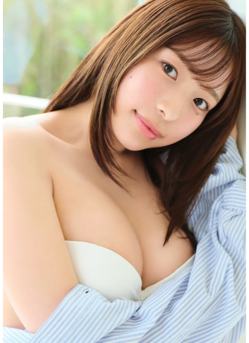 【デジタル限定 YJ PHOTO BOOK】柊宇写真集「あの夏の恒例撮影イベントの売り子の女子大生に水着になってもらったらすごかった！」 試し読み 3