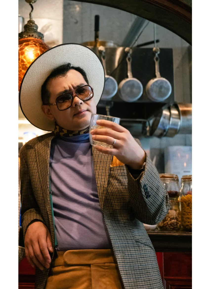 【デジタル限定】ザ・パンチ写真集「砂漠でラクダに抱かれて」 試し読み 4