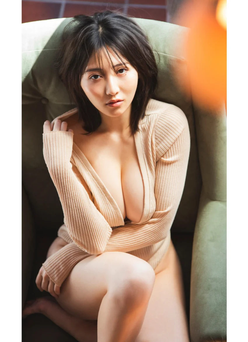 【デジタル限定】辻りりさ写真集「As is」 試し読み 2
