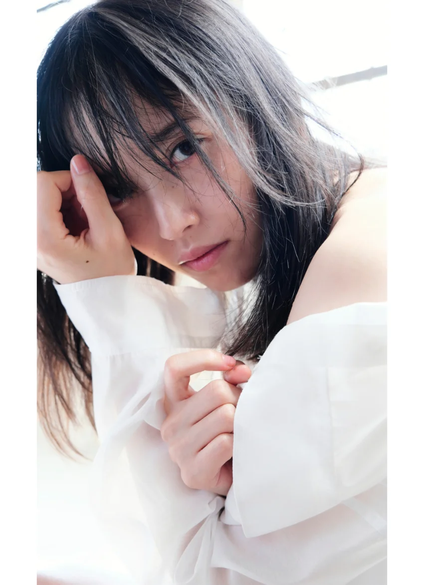 【デジタル限定】千歳まち写真集「クールビューティなヒール」 試し読み 2