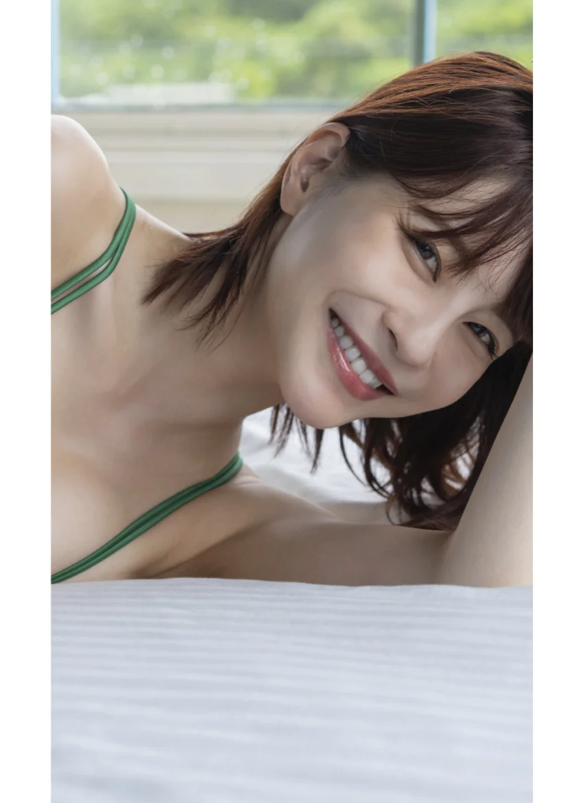岸明日香『週プレ プラス！』アザーカット集「6年越しの恋〜prologue〜」 試し読み 4