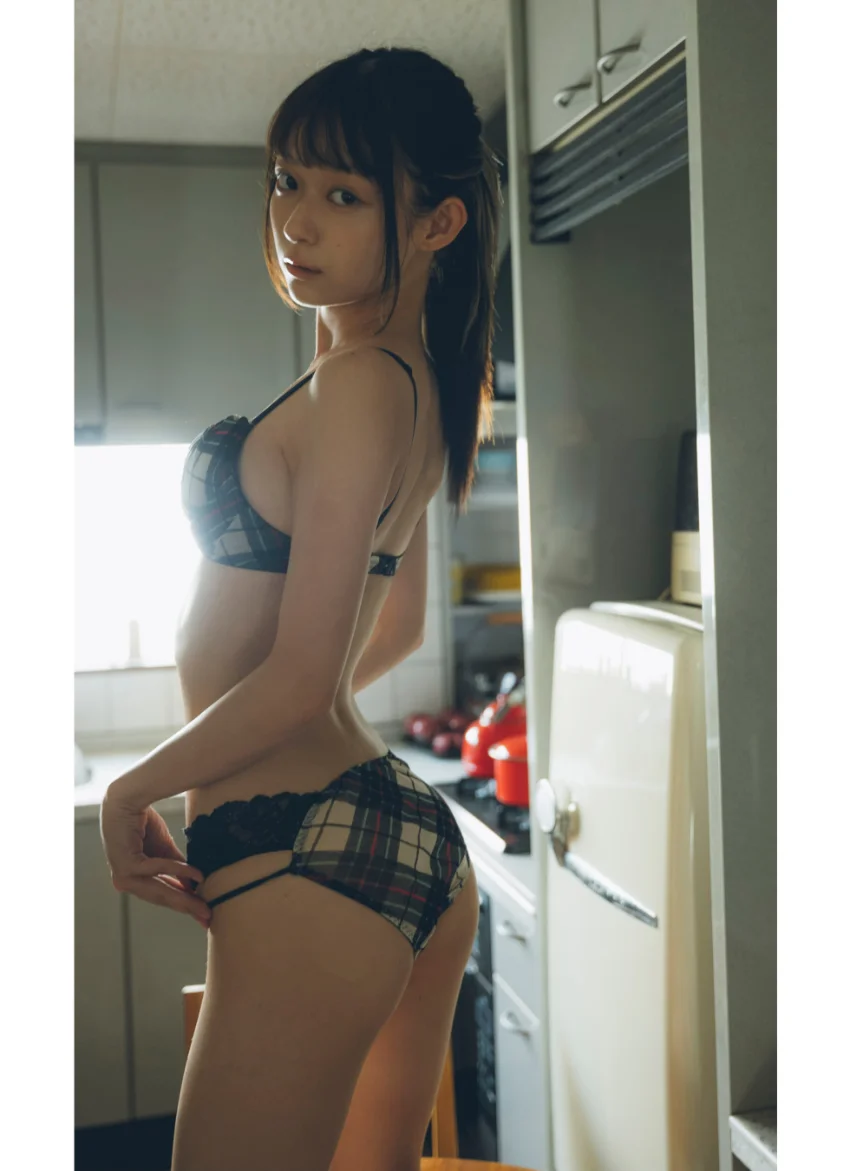 【デジタル限定】まいきち写真集「眠れない夢」 試し読み 2