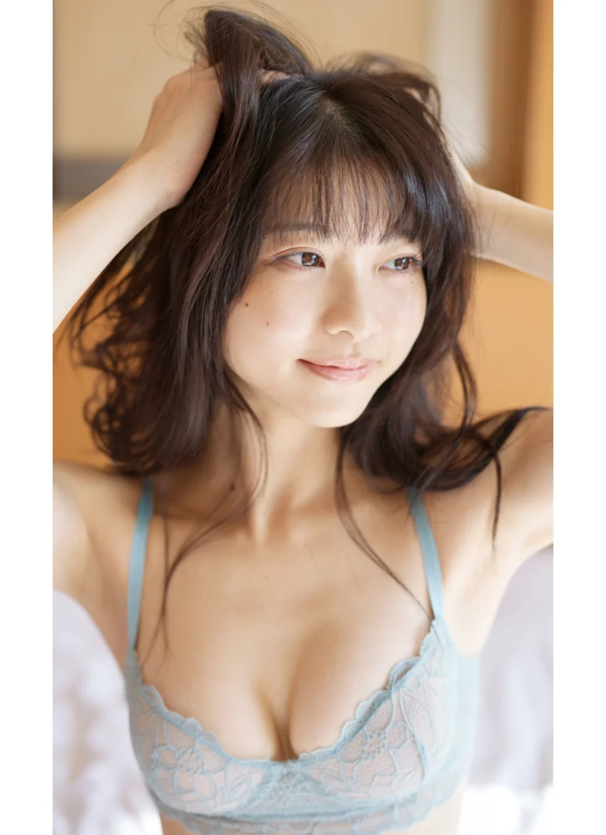 【デジタル限定】清水美来写真集「胸が躍るほうへ」 試し読み 3