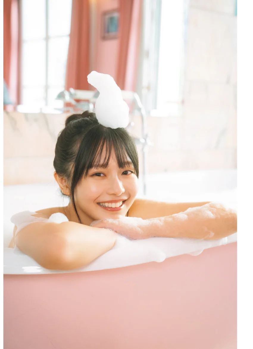 椛島光1st写真集 『chouchou』 試し読み 4