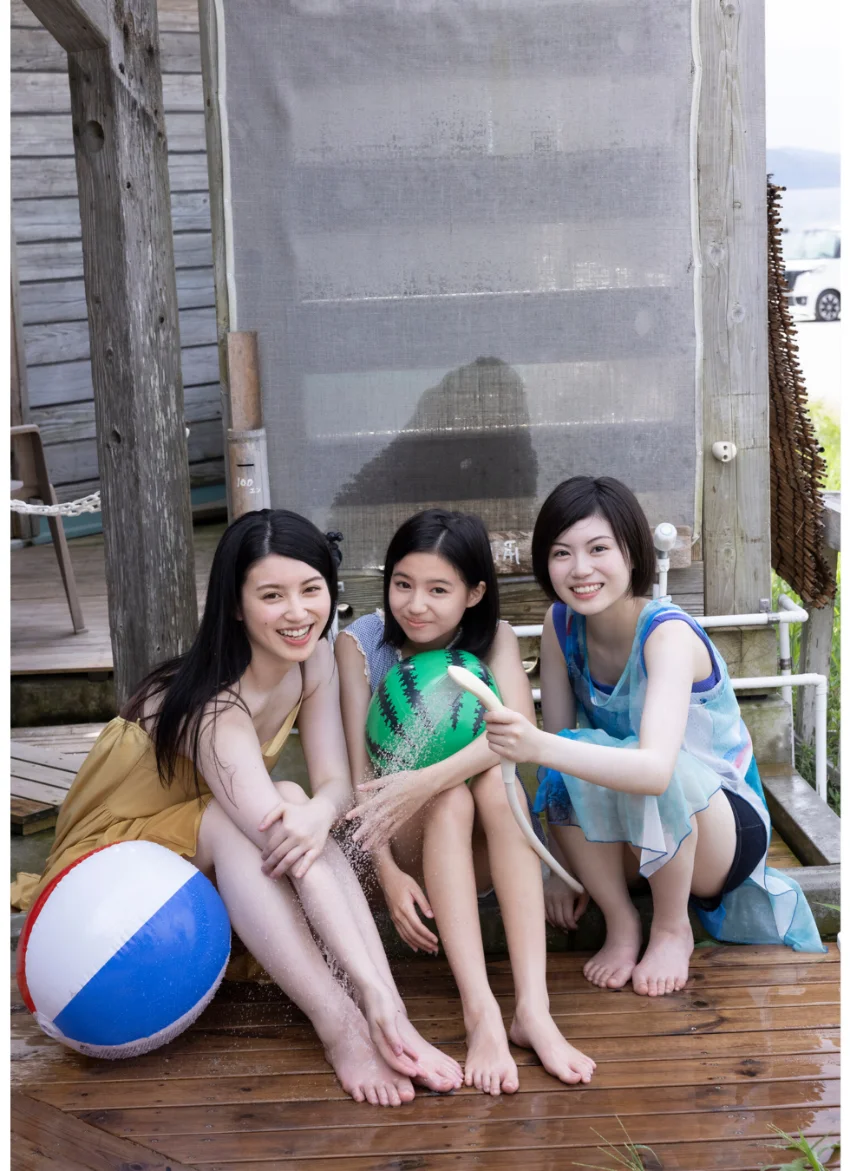 【デジタル限定 YJ PHOTO BOOK】佐々木三姉妹写真集「佐々木三姉妹のアオハルデイズ」 試し読み 3