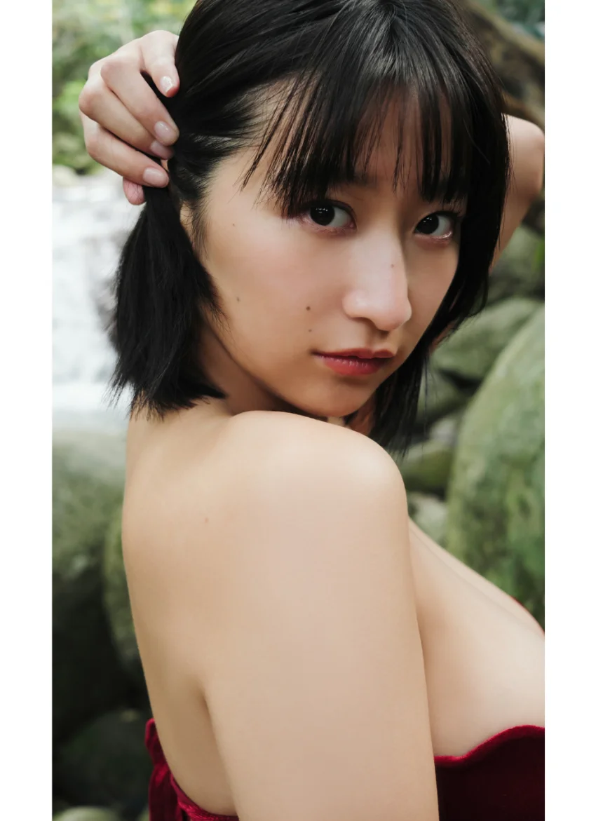 【デジタル限定】榎原依那写真集「はなはな〜、もう1回！」 試し読み 3