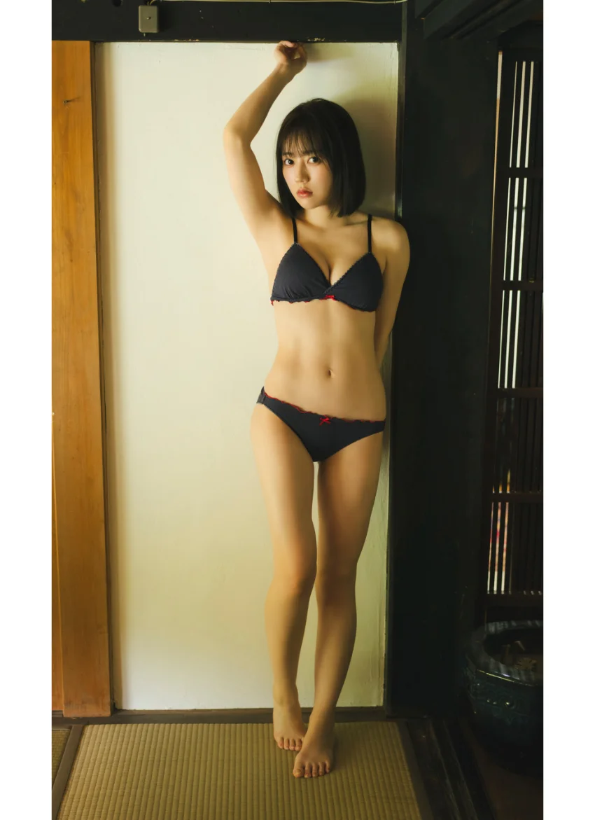 【デジタル限定】未白ちあ写真集「白色白光」 試し読み 3