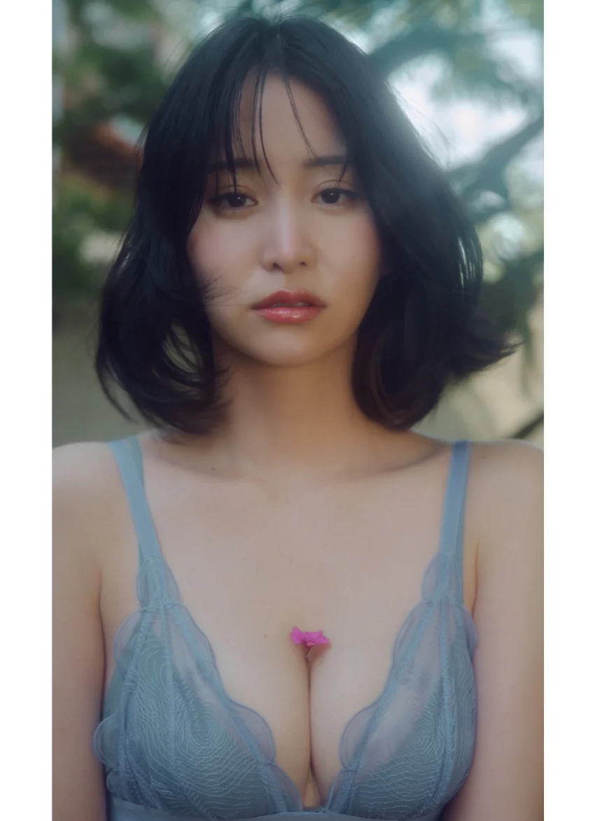 【デジタル限定】永尾まりや写真集「Neon Trap 甘い罠」 試し読み 2