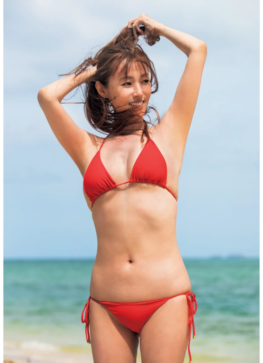 深田恭子写真集 「AO」 試し読み 6