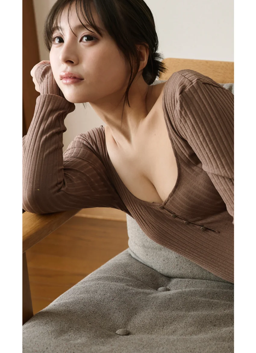 【デジタル限定】佐藤栞写真集「あの光へ向かって」 試し読み 5