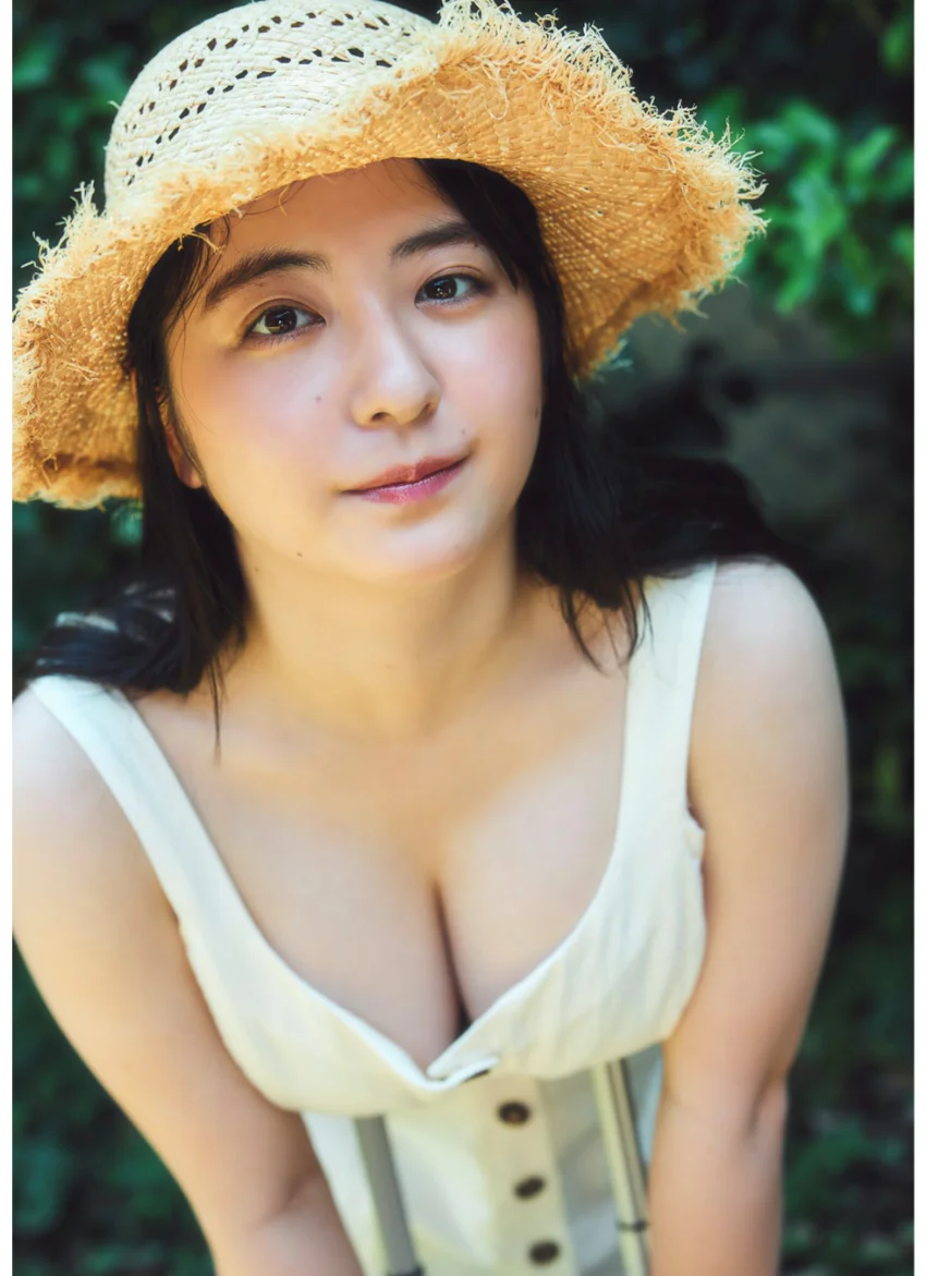 麻倉瑞季「規格外ボディ」 BRODYデジタル写真集【100ページ超豪華版】 試し読み 2