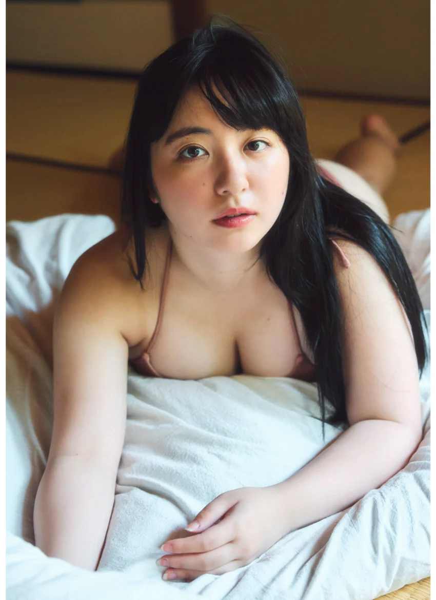 麻倉瑞季「規格外ボディ」 BRODYデジタル写真集【100ページ超豪華版】 試し読み 3