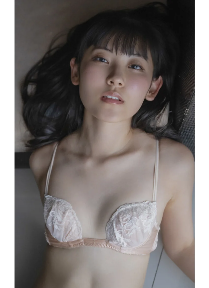 林田百加『Kiss You』（183Photos） 試し読み 5