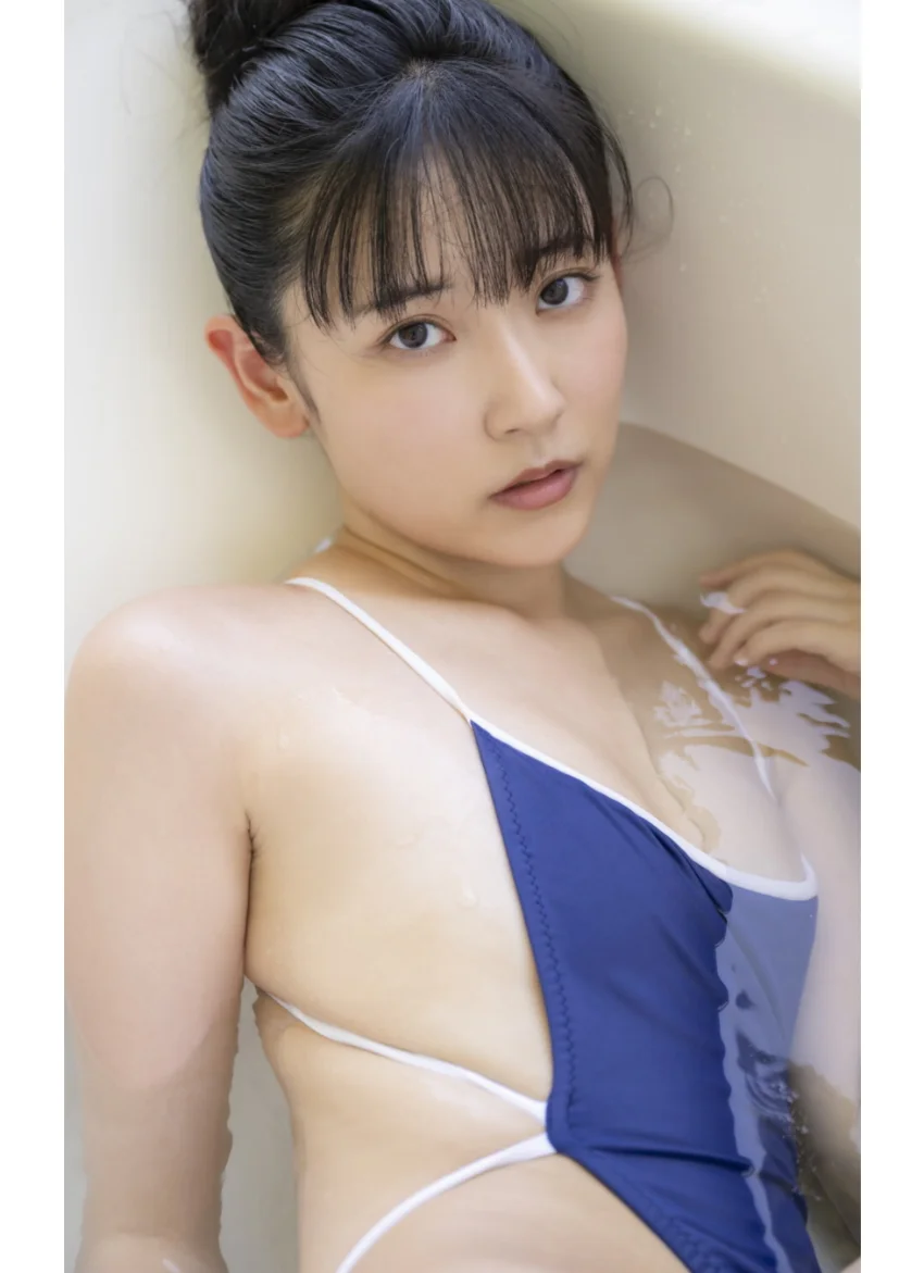 林田百加『Kiss You』（183Photos） 試し読み 10