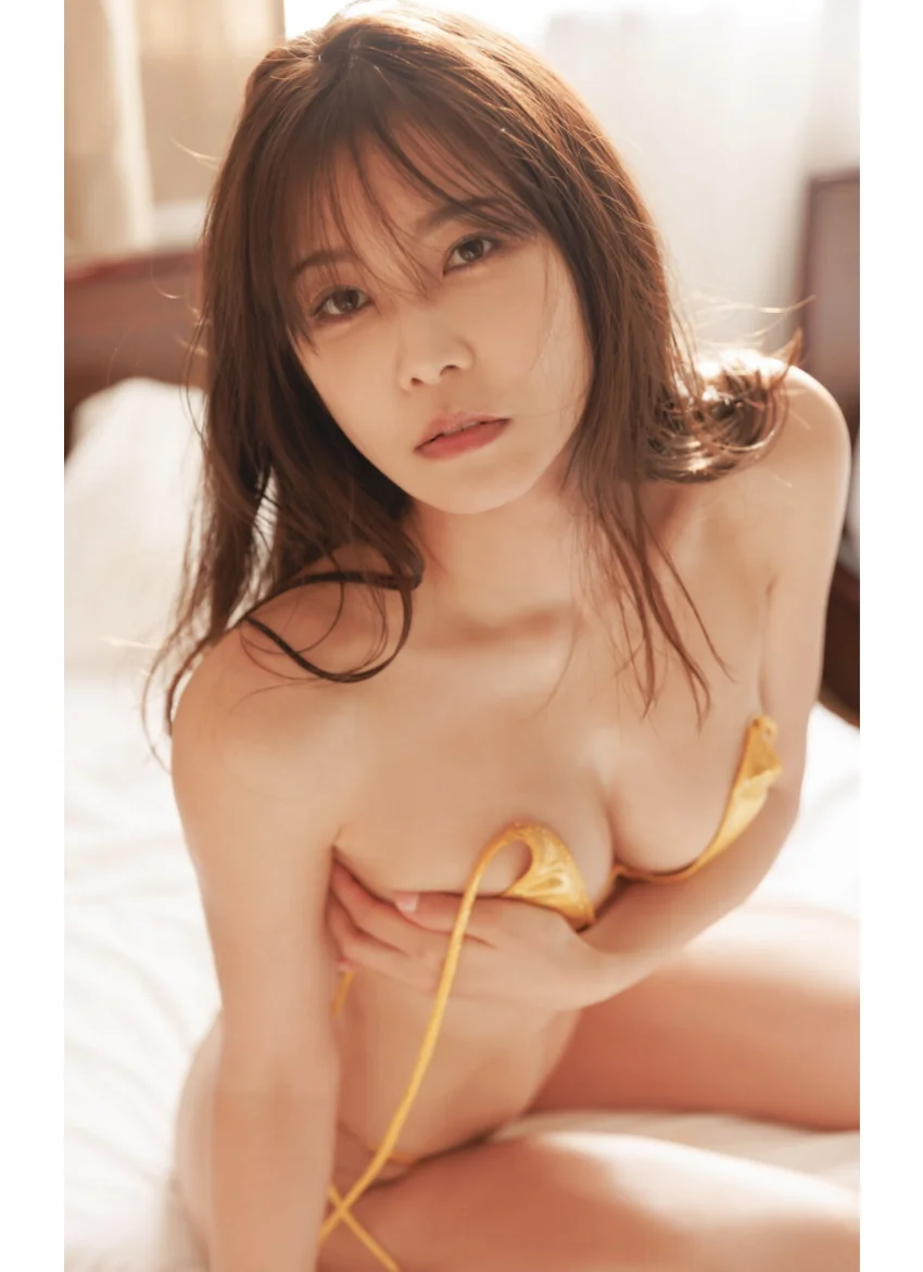 江藤菜摘『Kiss You』（182Photos） 試し読み 15