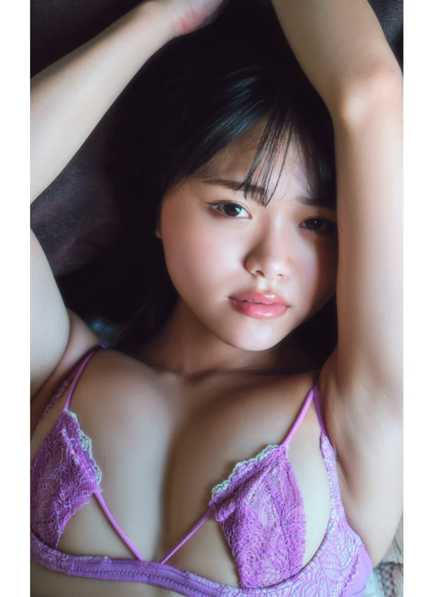 鈴木優愛『Kiss You』（191Photos） 試し読み 3