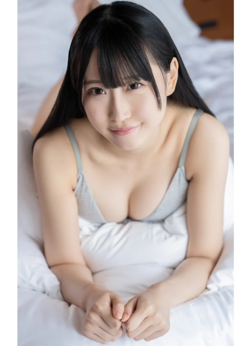 宮花もも『Kiss You』（173Photos） 試し読み 8